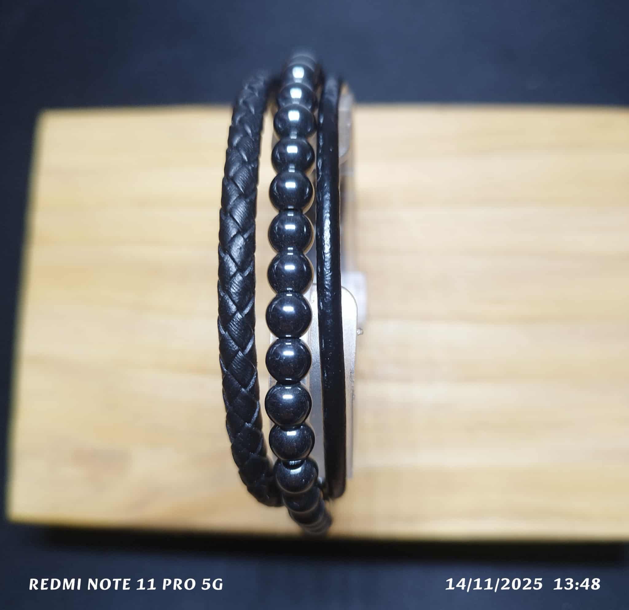 Z. Bracelet en cuir et divers – Image 19