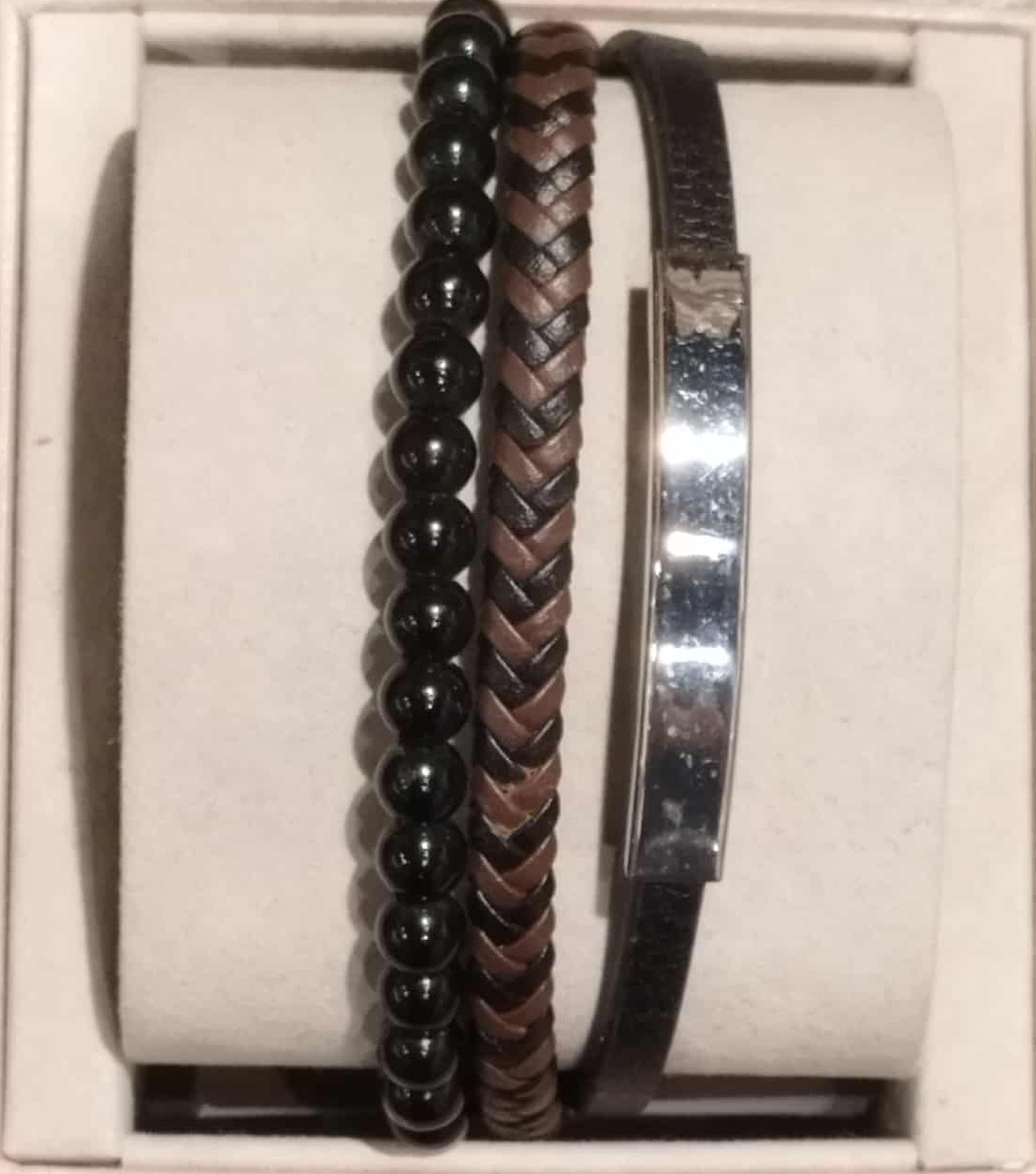 Z. Bracelet en cuir et divers – Image 3