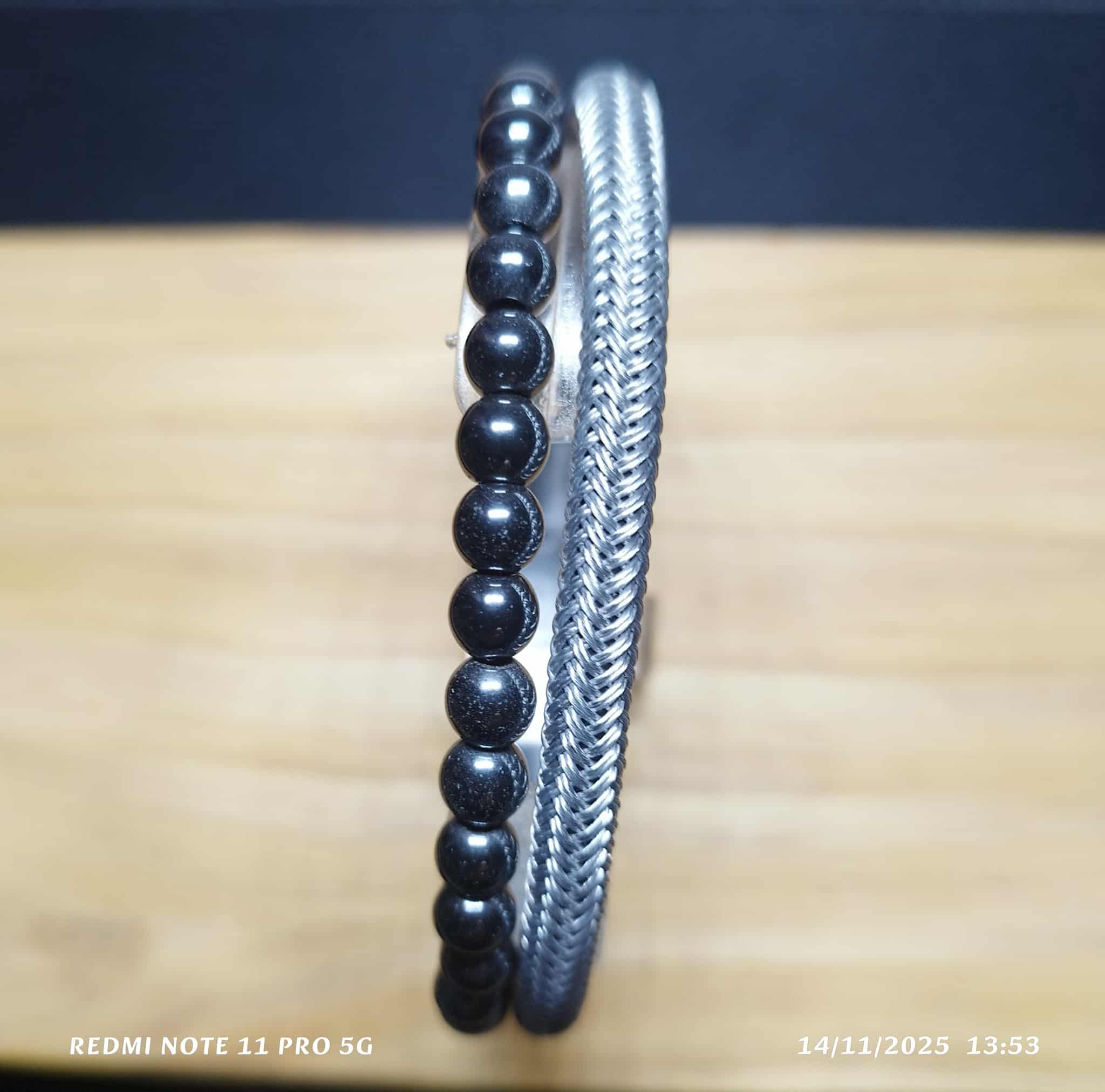 Z. Bracelet en cuir et divers – Image 16