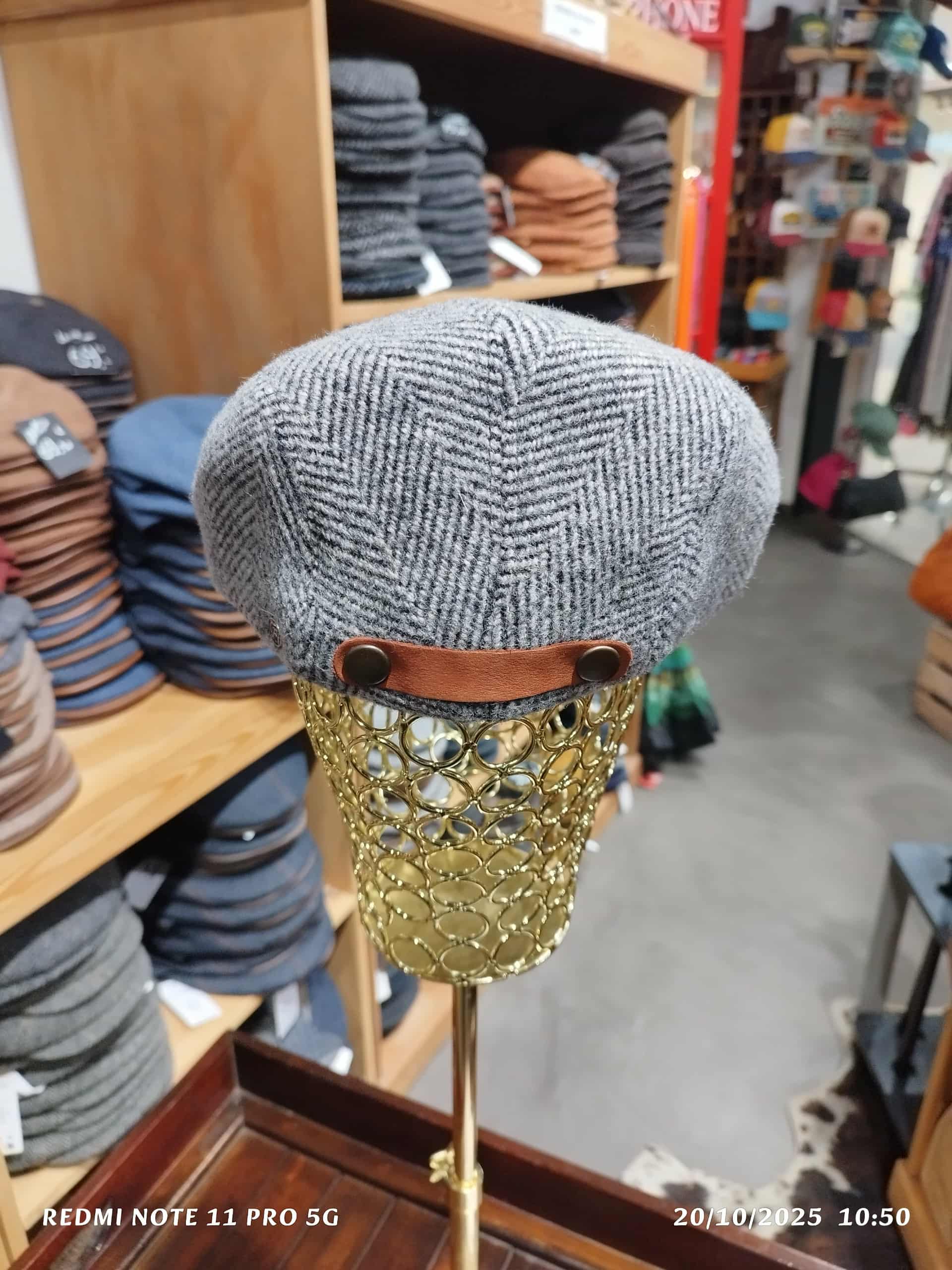 Casquette en laine – Image 2