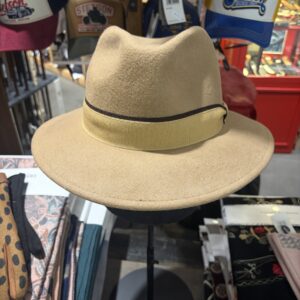 Chapeau dame MADE ITALIE  en PROMO